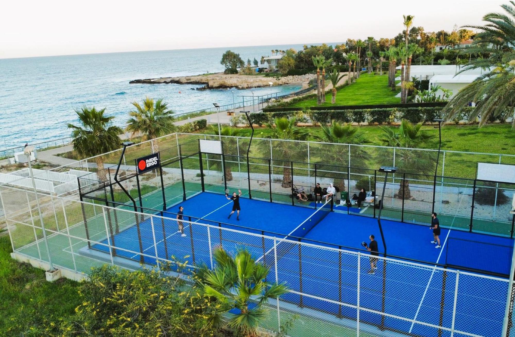 Meryl - Coralli Beachfront Apartment Protaras Eksteriør bilde